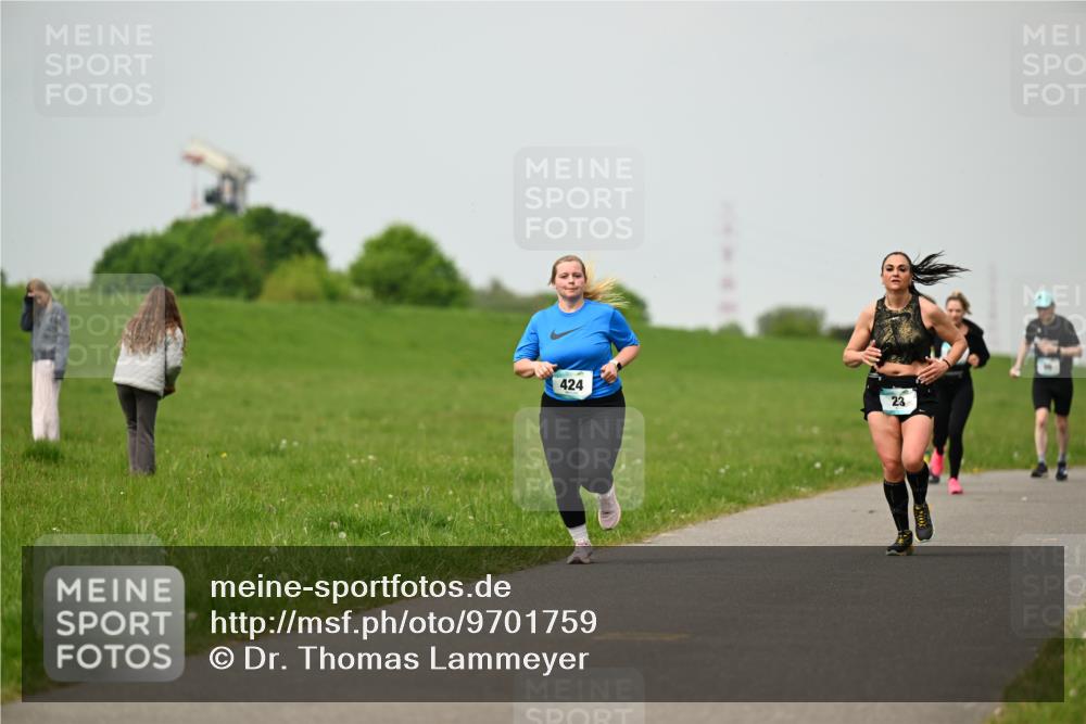 10.05.2026 - 8. Wedeler Halbmarathon Dr. Thomas Lammeyer http://msf.ph/oto/9701759 10.05.2026 11:44:47 Laufen 424 meine-sportfotos.de