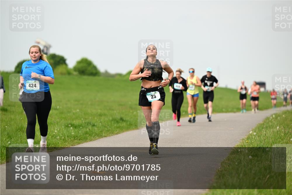10.05.2026 - 8. Wedeler Halbmarathon Dr. Thomas Lammeyer http://msf.ph/oto/9701785 10.05.2026 11:44:50 Laufen 424 meine-sportfotos.de
