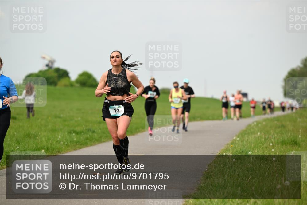 10.05.2026 - 8. Wedeler Halbmarathon Dr. Thomas Lammeyer http://msf.ph/oto/9701795 10.05.2026 11:44:52 Laufen  meine-sportfotos.de