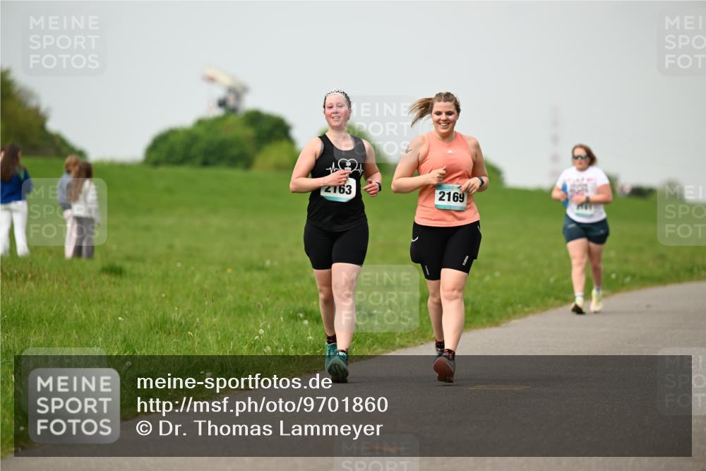 10.05.2026 - 8. Wedeler Halbmarathon Dr. Thomas Lammeyer http://msf.ph/oto/9701860 10.05.2026 11:45:11 Laufen 163, 2169 meine-sportfotos.de