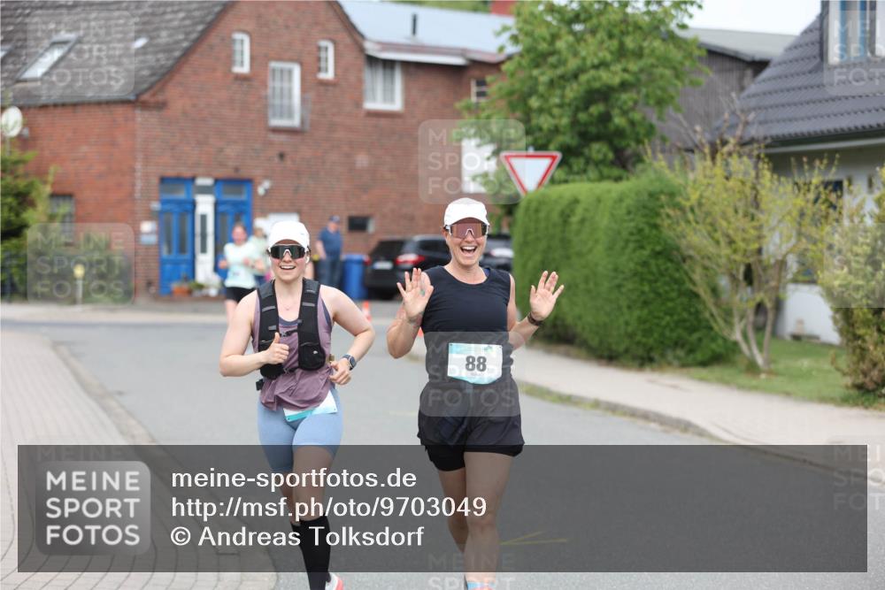 10.05.2026 - 8. Wedeler Halbmarathon Andreas Tolksdorf http://msf.ph/oto/9703049 10.05.2026 10:28:15 Laufen 88 meine-sportfotos.de