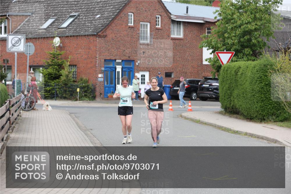10.05.2026 - 8. Wedeler Halbmarathon Andreas Tolksdorf http://msf.ph/oto/9703071 10.05.2026 10:28:19 Laufen 569 meine-sportfotos.de
