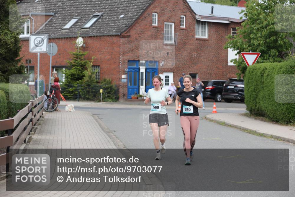 10.05.2026 - 8. Wedeler Halbmarathon Andreas Tolksdorf http://msf.ph/oto/9703077 10.05.2026 10:28:21 Laufen 3, 569, 550 meine-sportfotos.de