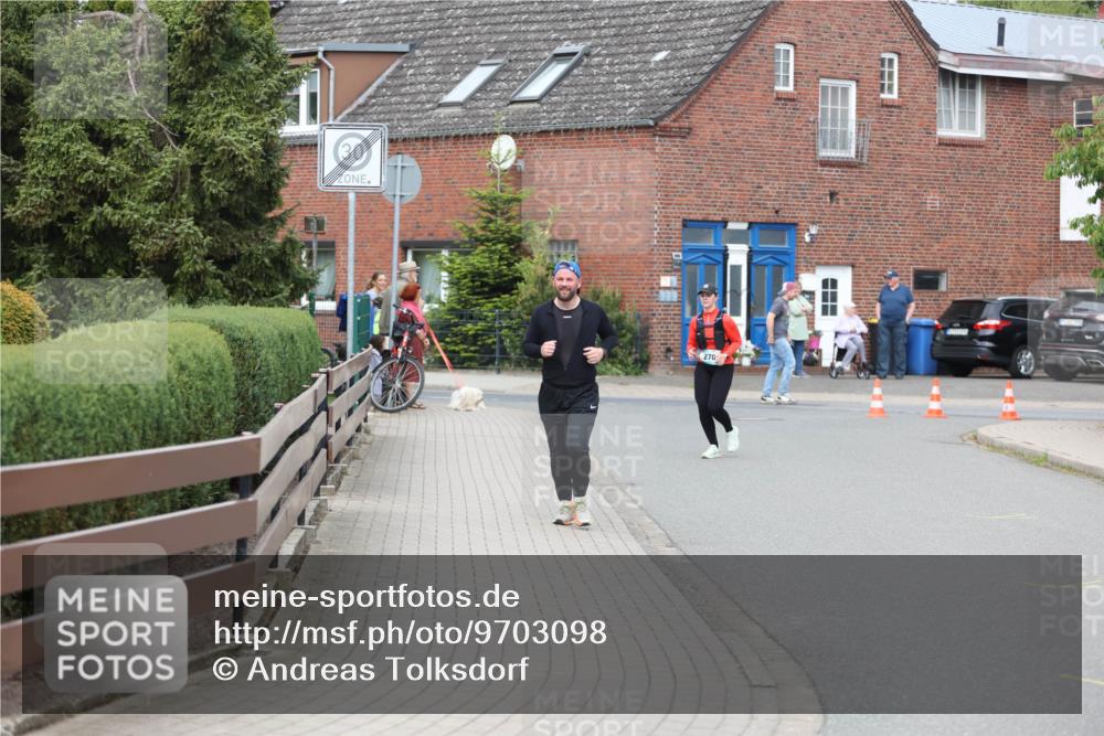 10.05.2026 - 8. Wedeler Halbmarathon Andreas Tolksdorf http://msf.ph/oto/9703098 10.05.2026 10:28:42 Laufen  meine-sportfotos.de