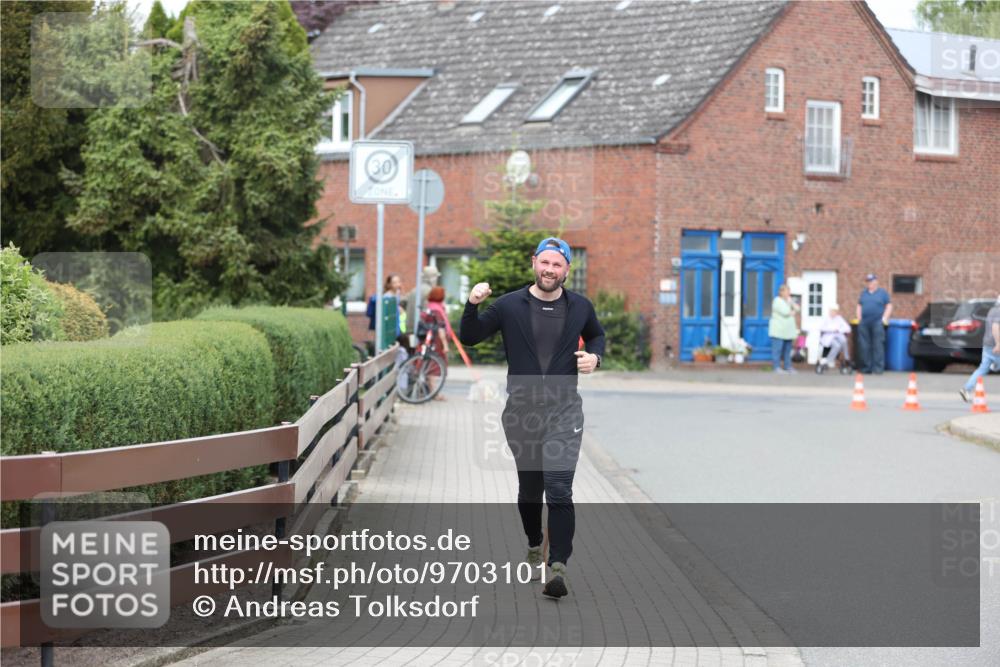 10.05.2026 - 8. Wedeler Halbmarathon Andreas Tolksdorf http://msf.ph/oto/9703101 10.05.2026 10:28:44 Laufen  meine-sportfotos.de