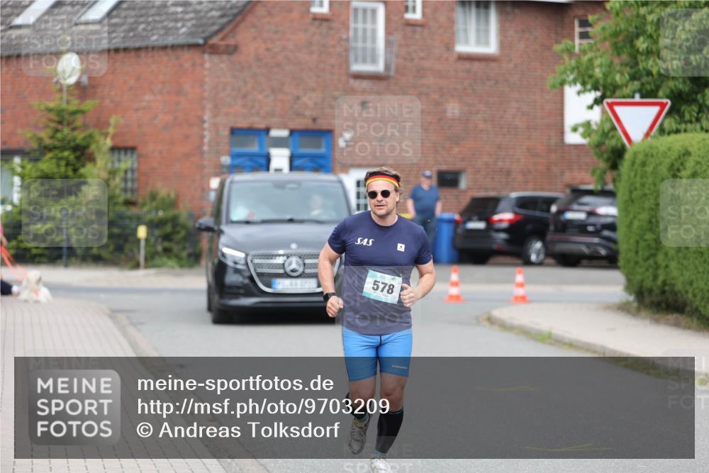 10.05.2026 - 8. Wedeler Halbmarathon Andreas Tolksdorf http://msf.ph/oto/9703209 10.05.2026 10:29:25 Laufen 578 meine-sportfotos.de