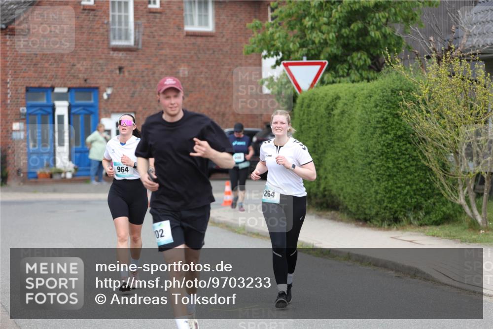 10.05.2026 - 8. Wedeler Halbmarathon Andreas Tolksdorf http://msf.ph/oto/9703233 10.05.2026 10:29:45 Laufen 964, 02, 264 meine-sportfotos.de