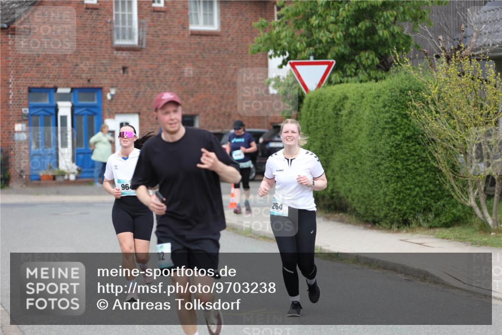 10.05.2026 - 8. Wedeler Halbmarathon Andreas Tolksdorf http://msf.ph/oto/9703238 10.05.2026 10:29:46 Laufen 964, 02, 264 meine-sportfotos.de