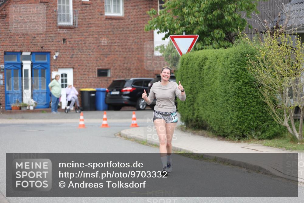 10.05.2026 - 8. Wedeler Halbmarathon Andreas Tolksdorf http://msf.ph/oto/9703332 10.05.2026 10:30:17 Laufen  meine-sportfotos.de