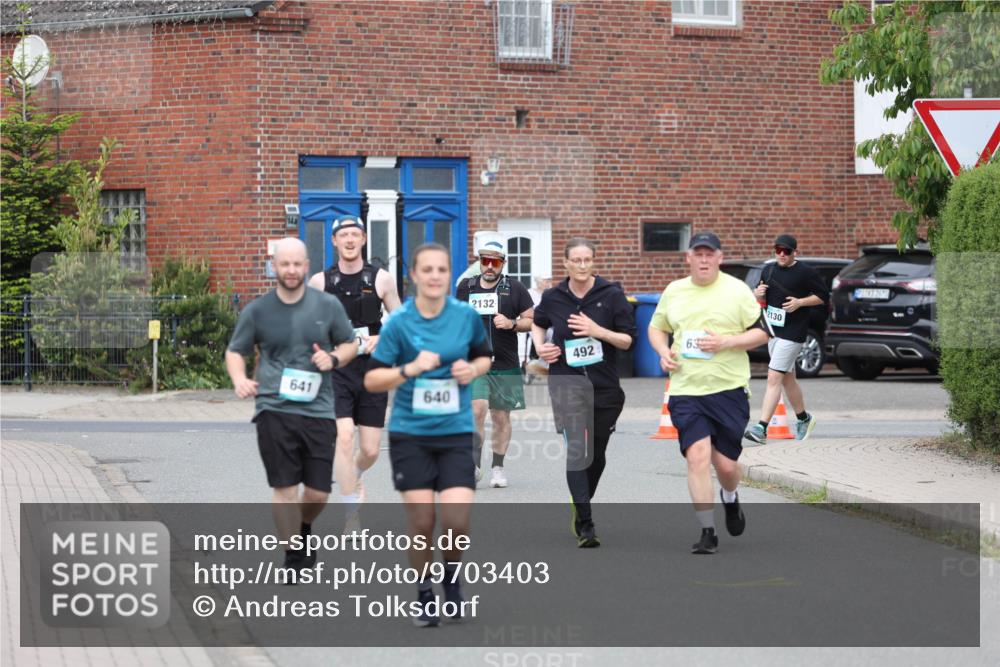 10.05.2026 - 8. Wedeler Halbmarathon Andreas Tolksdorf http://msf.ph/oto/9703403 10.05.2026 10:30:34 Laufen 641, 9, 640, 2132, 492, 2130 meine-sportfotos.de
