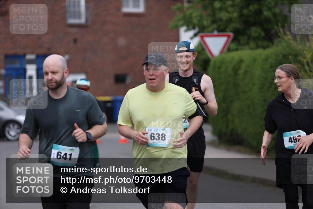 10.05.2026 - 8. Wedeler Halbmarathon Andreas Tolksdorf http://msf.ph/oto/9703448 10.05.2026 10:30:39 Laufen 641, 34, 56, 638, 497 meine-sportfotos.de