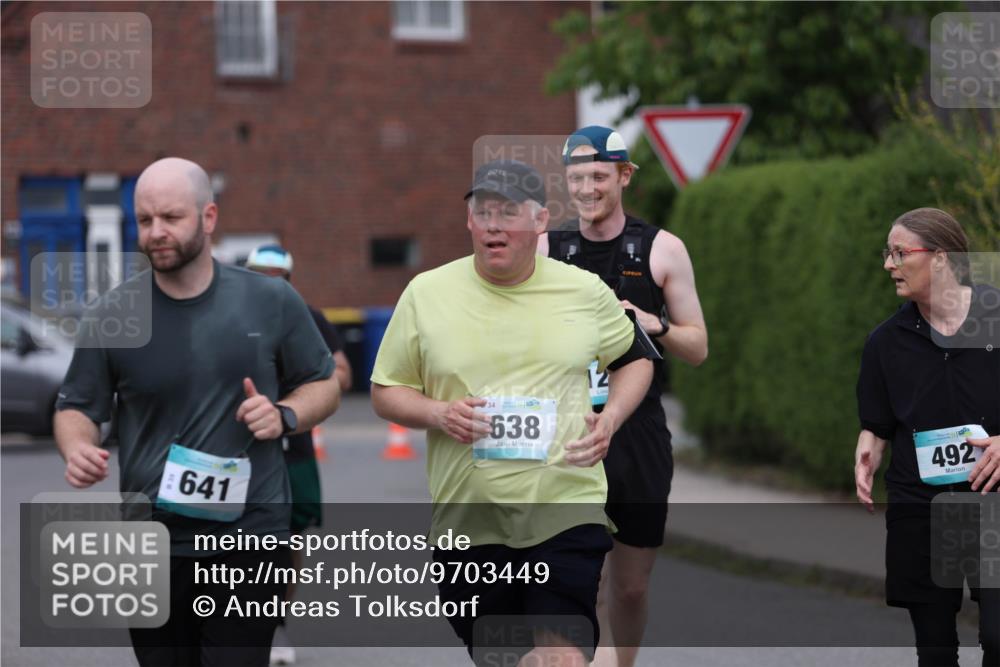 10.05.2026 - 8. Wedeler Halbmarathon Andreas Tolksdorf http://msf.ph/oto/9703449 10.05.2026 10:30:39 Laufen 641, 34, 638, 492 meine-sportfotos.de