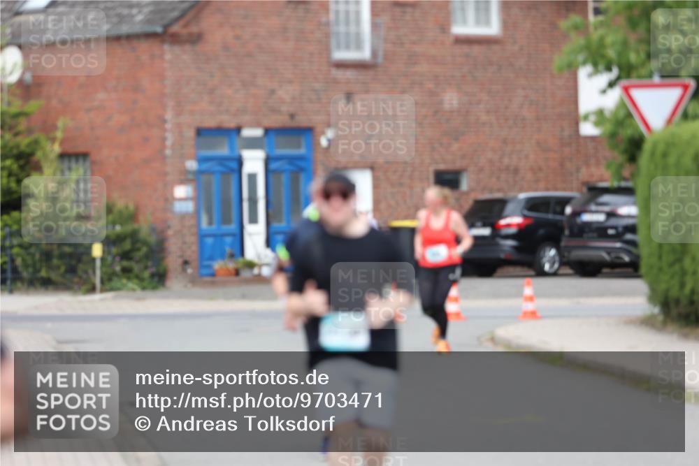 10.05.2026 - 8. Wedeler Halbmarathon Andreas Tolksdorf http://msf.ph/oto/9703471 10.05.2026 10:30:44 Laufen  meine-sportfotos.de
