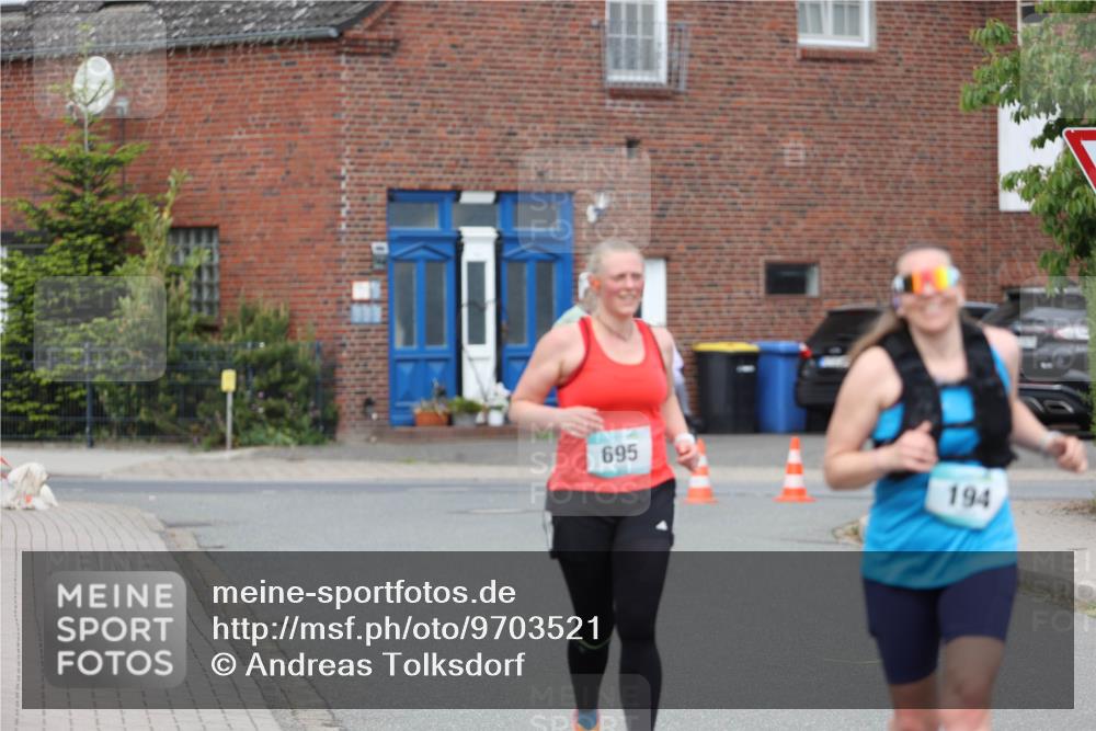 10.05.2026 - 8. Wedeler Halbmarathon Andreas Tolksdorf http://msf.ph/oto/9703521 10.05.2026 10:30:50 Laufen 695, 194 meine-sportfotos.de