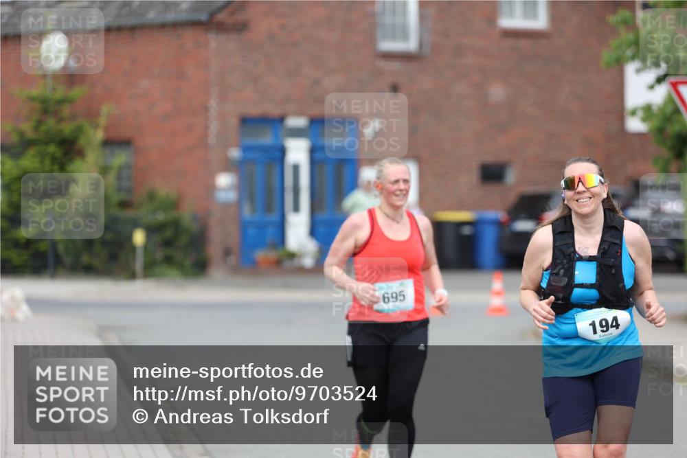 10.05.2026 - 8. Wedeler Halbmarathon Andreas Tolksdorf http://msf.ph/oto/9703524 10.05.2026 10:30:50 Laufen 695, 194 meine-sportfotos.de