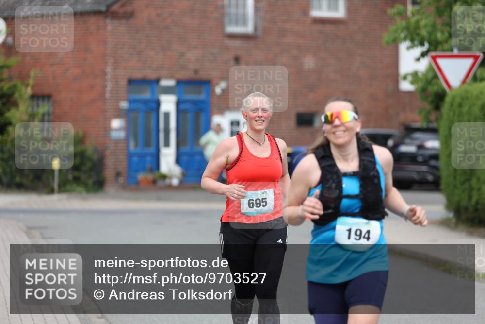10.05.2026 - 8. Wedeler Halbmarathon Andreas Tolksdorf http://msf.ph/oto/9703527 10.05.2026 10:30:51 Laufen 695, 194 meine-sportfotos.de