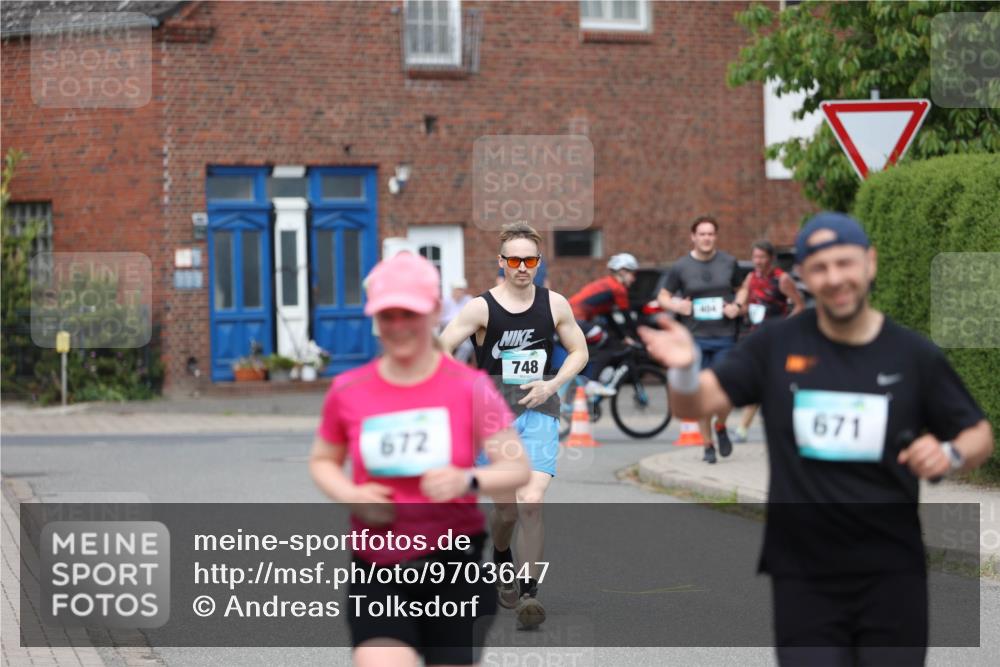 10.05.2026 - 8. Wedeler Halbmarathon Andreas Tolksdorf http://msf.ph/oto/9703647 10.05.2026 10:31:35 Laufen 672, 748, 671 meine-sportfotos.de