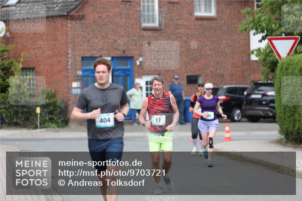 10.05.2026 - 8. Wedeler Halbmarathon Andreas Tolksdorf http://msf.ph/oto/9703721 10.05.2026 10:31:42 Laufen 404, 17 meine-sportfotos.de