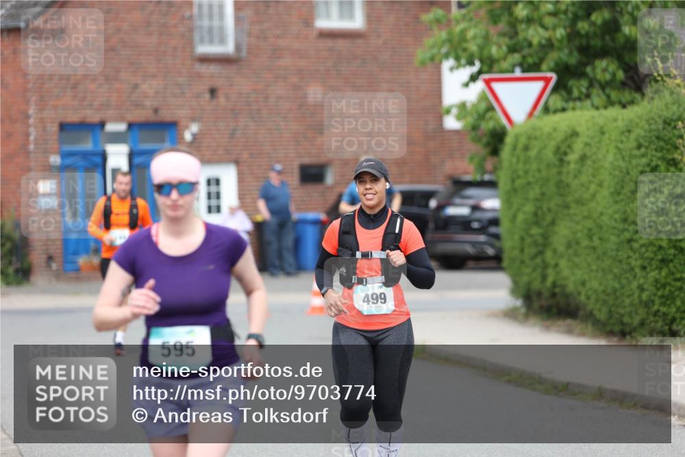 10.05.2026 - 8. Wedeler Halbmarathon Andreas Tolksdorf http://msf.ph/oto/9703774 10.05.2026 10:31:49 Laufen 595, 499 meine-sportfotos.de