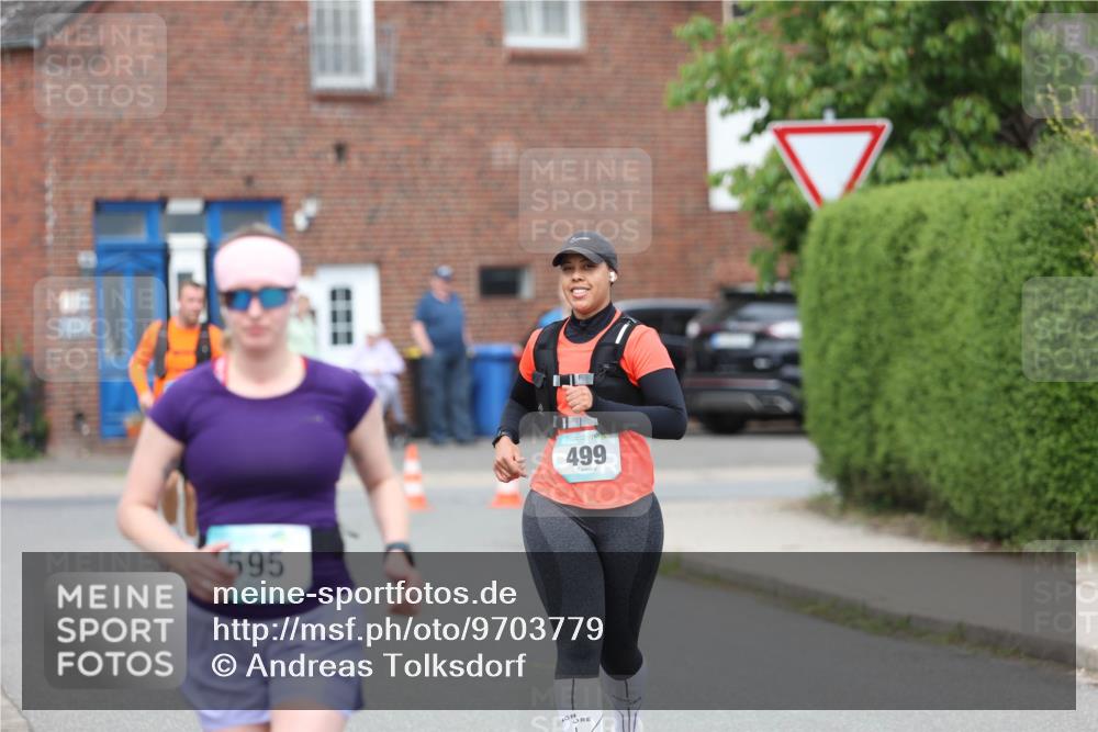 10.05.2026 - 8. Wedeler Halbmarathon Andreas Tolksdorf http://msf.ph/oto/9703779 10.05.2026 10:31:49 Laufen 595, 499 meine-sportfotos.de