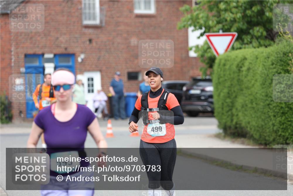 10.05.2026 - 8. Wedeler Halbmarathon Andreas Tolksdorf http://msf.ph/oto/9703783 10.05.2026 10:31:49 Laufen 595, 499 meine-sportfotos.de