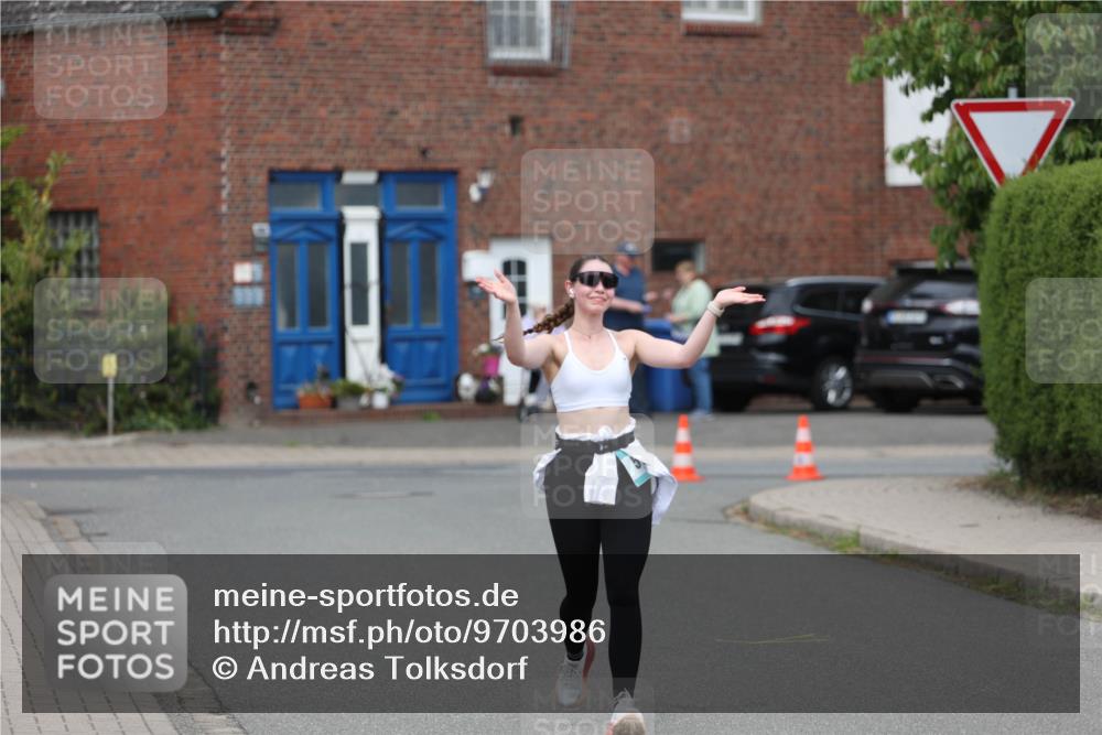 10.05.2026 - 8. Wedeler Halbmarathon Andreas Tolksdorf http://msf.ph/oto/9703986 10.05.2026 10:33:20 Laufen 1 meine-sportfotos.de