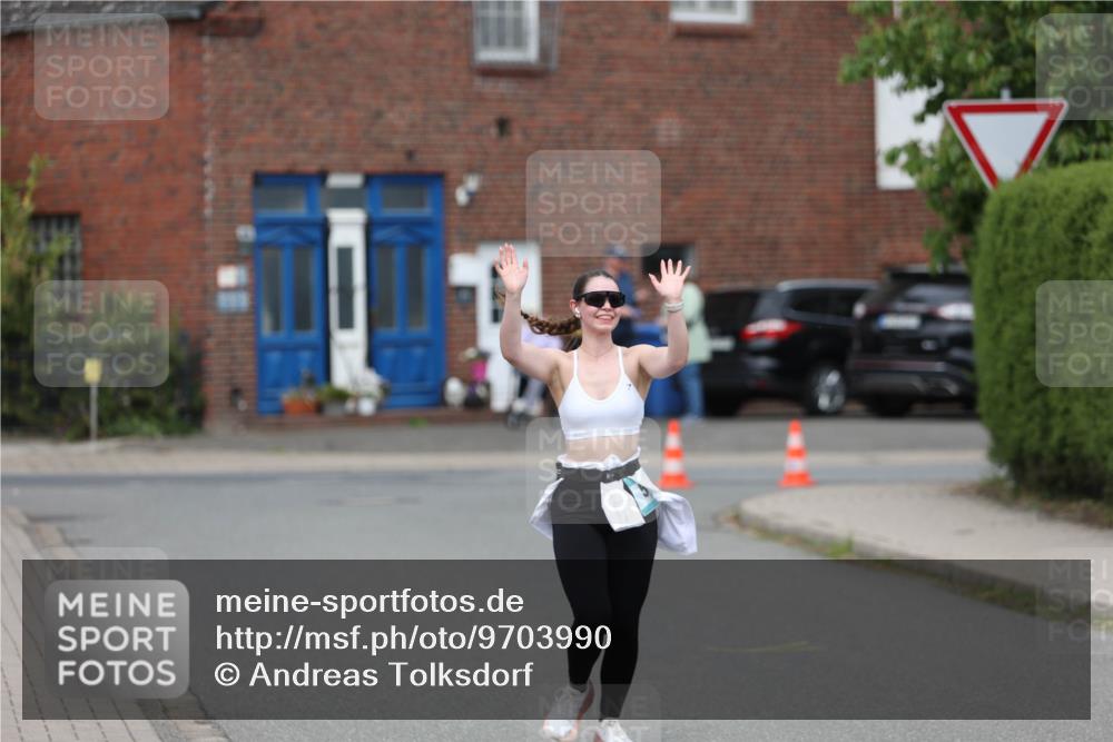 10.05.2026 - 8. Wedeler Halbmarathon Andreas Tolksdorf http://msf.ph/oto/9703990 10.05.2026 10:33:20 Laufen  meine-sportfotos.de