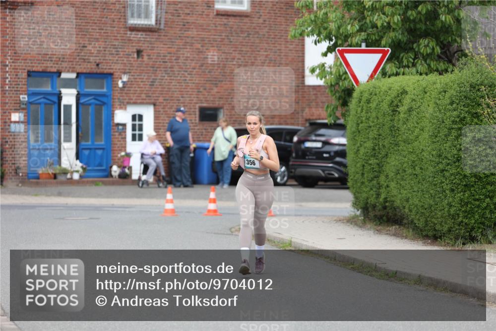 10.05.2026 - 8. Wedeler Halbmarathon Andreas Tolksdorf http://msf.ph/oto/9704012 10.05.2026 10:33:45 Laufen 356 meine-sportfotos.de