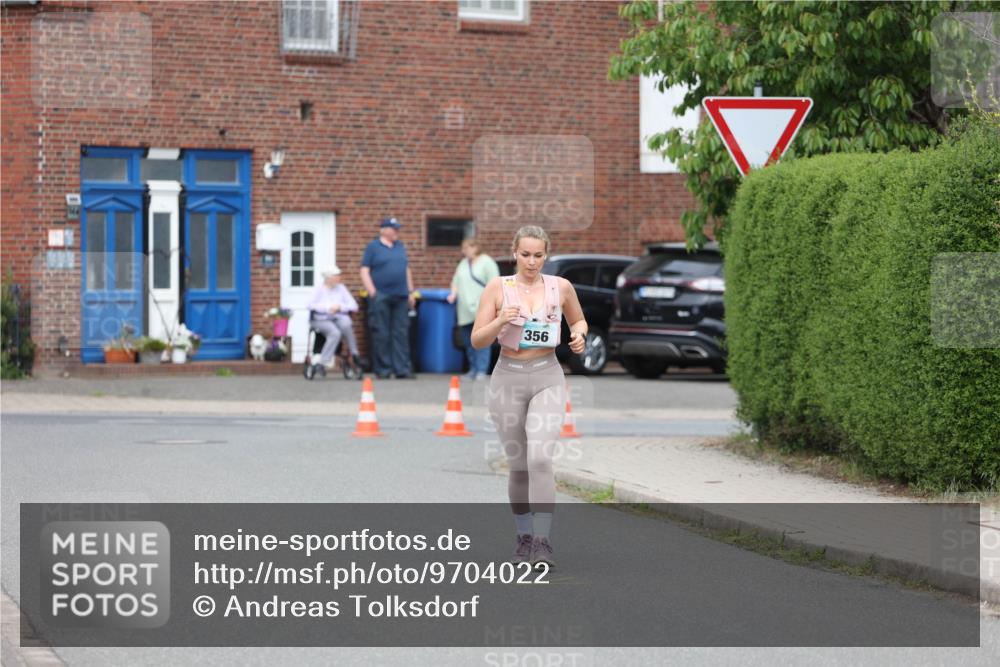 10.05.2026 - 8. Wedeler Halbmarathon Andreas Tolksdorf http://msf.ph/oto/9704022 10.05.2026 10:33:45 Laufen 356 meine-sportfotos.de