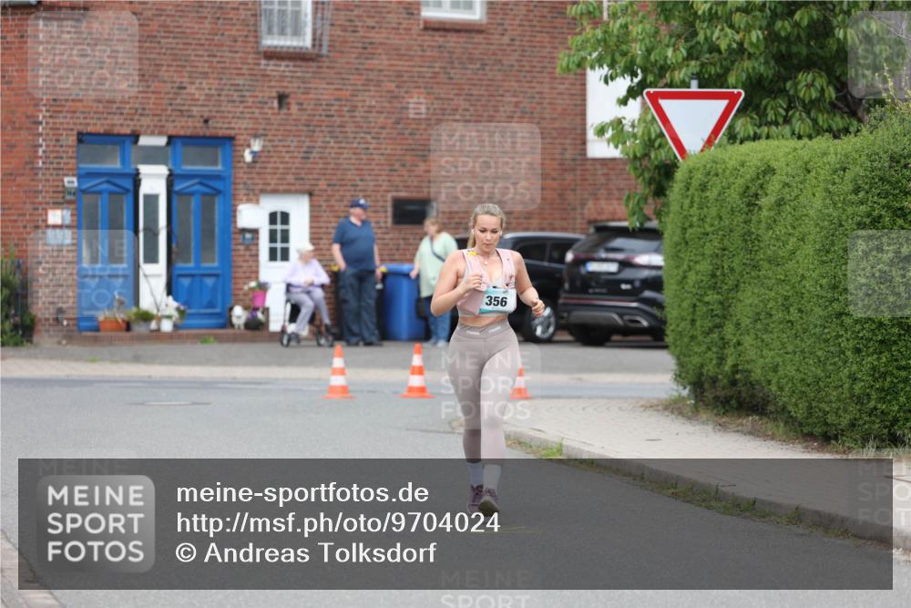 10.05.2026 - 8. Wedeler Halbmarathon Andreas Tolksdorf http://msf.ph/oto/9704024 10.05.2026 10:33:45 Laufen 356 meine-sportfotos.de