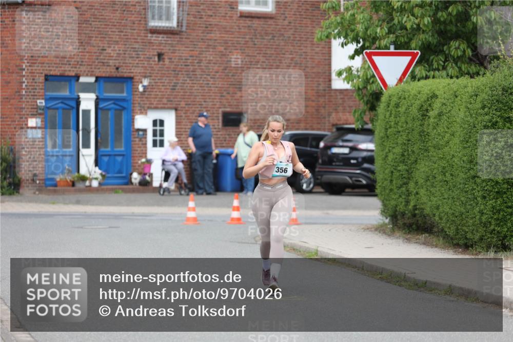 10.05.2026 - 8. Wedeler Halbmarathon Andreas Tolksdorf http://msf.ph/oto/9704026 10.05.2026 10:33:45 Laufen 356 meine-sportfotos.de
