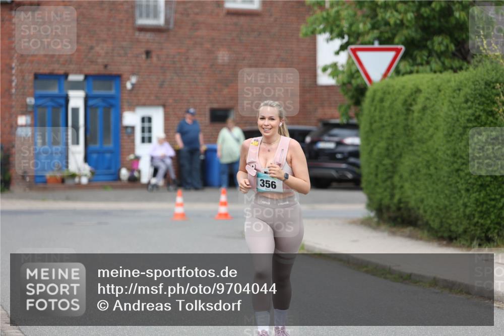 10.05.2026 - 8. Wedeler Halbmarathon Andreas Tolksdorf http://msf.ph/oto/9704044 10.05.2026 10:33:48 Laufen 356 meine-sportfotos.de