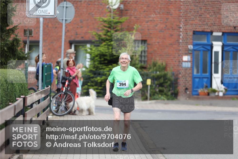 10.05.2026 - 8. Wedeler Halbmarathon Andreas Tolksdorf http://msf.ph/oto/9704076 10.05.2026 10:34:06 Laufen 394 meine-sportfotos.de