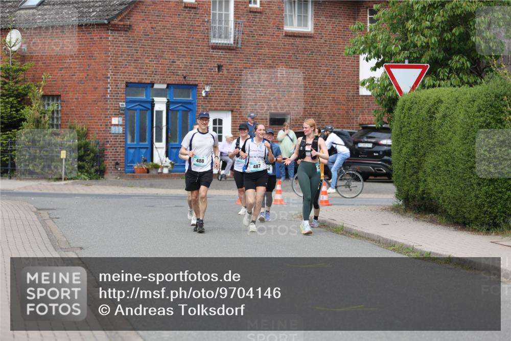10.05.2026 - 8. Wedeler Halbmarathon Andreas Tolksdorf http://msf.ph/oto/9704146 10.05.2026 10:34:21 Laufen  meine-sportfotos.de