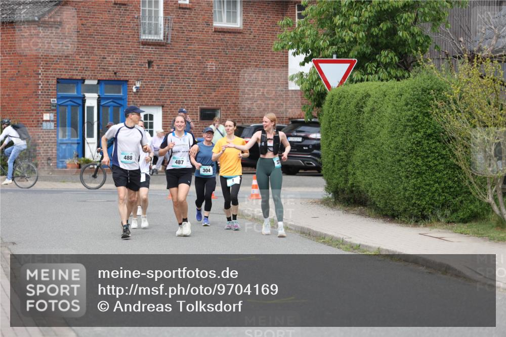 10.05.2026 - 8. Wedeler Halbmarathon Andreas Tolksdorf http://msf.ph/oto/9704169 10.05.2026 10:34:22 Laufen 488, 487, 304, 37 meine-sportfotos.de