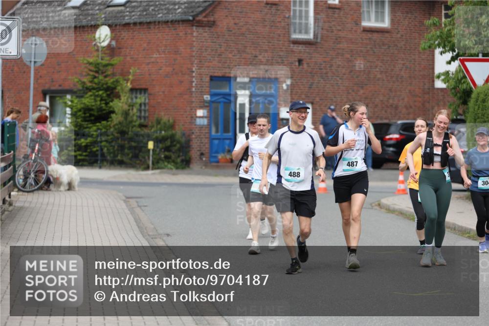 10.05.2026 - 8. Wedeler Halbmarathon Andreas Tolksdorf http://msf.ph/oto/9704187 10.05.2026 10:34:25 Laufen 488, 487, 304 meine-sportfotos.de