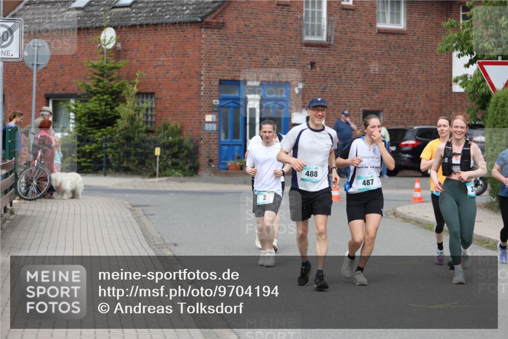 10.05.2026 - 8. Wedeler Halbmarathon Andreas Tolksdorf http://msf.ph/oto/9704194 10.05.2026 10:34:26 Laufen 2, 488, 487, 37 meine-sportfotos.de
