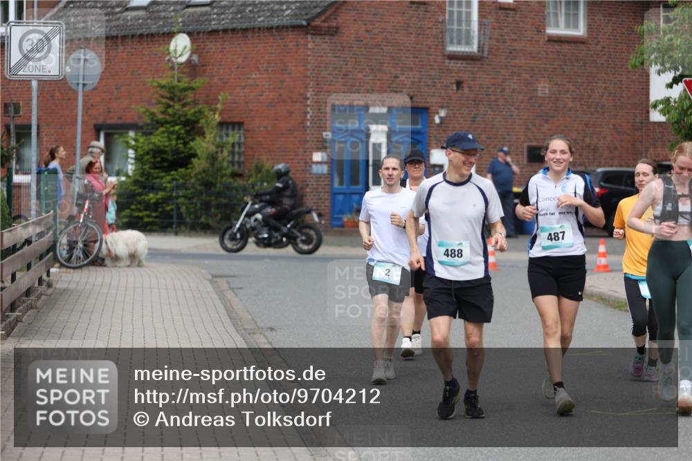 10.05.2026 - 8. Wedeler Halbmarathon Andreas Tolksdorf http://msf.ph/oto/9704212 10.05.2026 10:34:27 Laufen 2, 2, 488, 487 meine-sportfotos.de