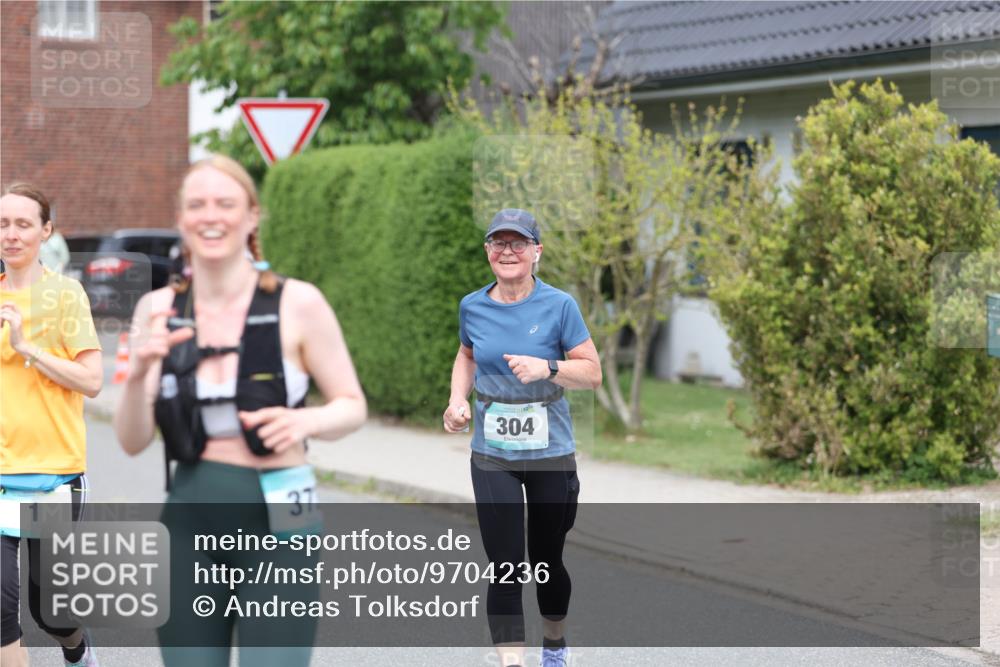 10.05.2026 - 8. Wedeler Halbmarathon Andreas Tolksdorf http://msf.ph/oto/9704236 10.05.2026 10:34:30 Laufen 1, 37, 304 meine-sportfotos.de