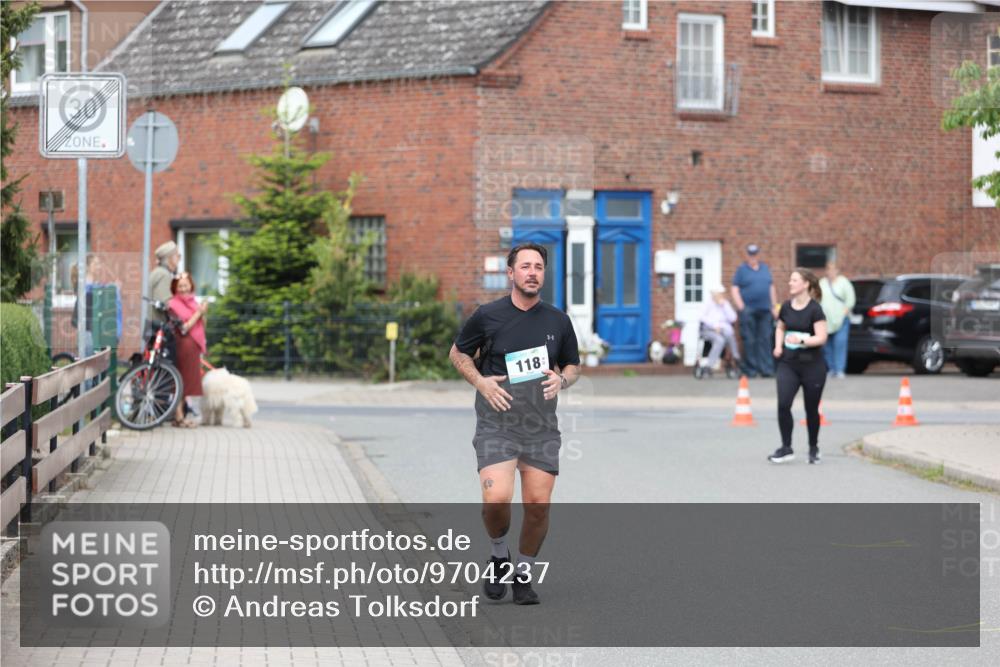 10.05.2026 - 8. Wedeler Halbmarathon Andreas Tolksdorf http://msf.ph/oto/9704237 10.05.2026 10:34:52 Laufen 30, 118 meine-sportfotos.de