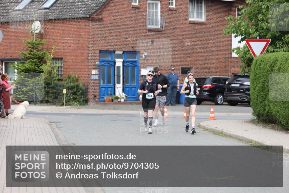 10.05.2026 - 8. Wedeler Halbmarathon Andreas Tolksdorf http://msf.ph/oto/9704305 10.05.2026 10:35:21 Laufen  meine-sportfotos.de