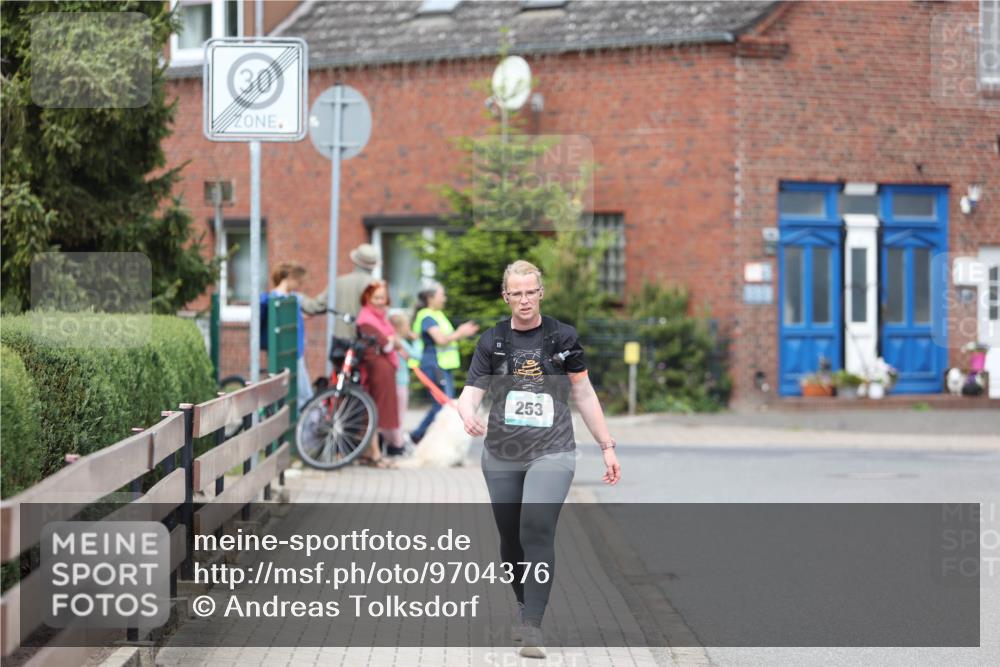 10.05.2026 - 8. Wedeler Halbmarathon Andreas Tolksdorf http://msf.ph/oto/9704376 10.05.2026 10:35:45 Laufen 253 meine-sportfotos.de