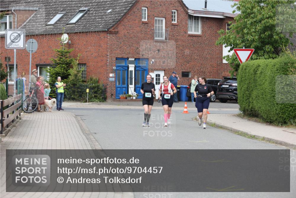 10.05.2026 - 8. Wedeler Halbmarathon Andreas Tolksdorf http://msf.ph/oto/9704457 10.05.2026 10:37:04 Laufen 95 meine-sportfotos.de