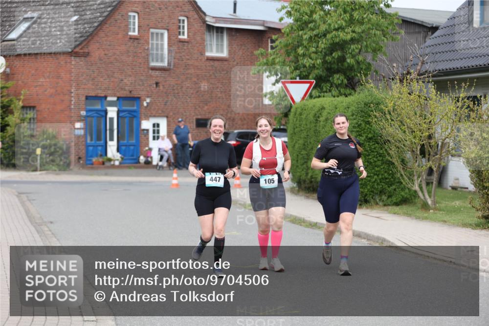10.05.2026 - 8. Wedeler Halbmarathon Andreas Tolksdorf http://msf.ph/oto/9704506 10.05.2026 10:37:09 Laufen 447, 105 meine-sportfotos.de