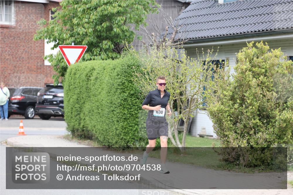 10.05.2026 - 8. Wedeler Halbmarathon Andreas Tolksdorf http://msf.ph/oto/9704538 10.05.2026 10:37:54 Laufen 630 meine-sportfotos.de