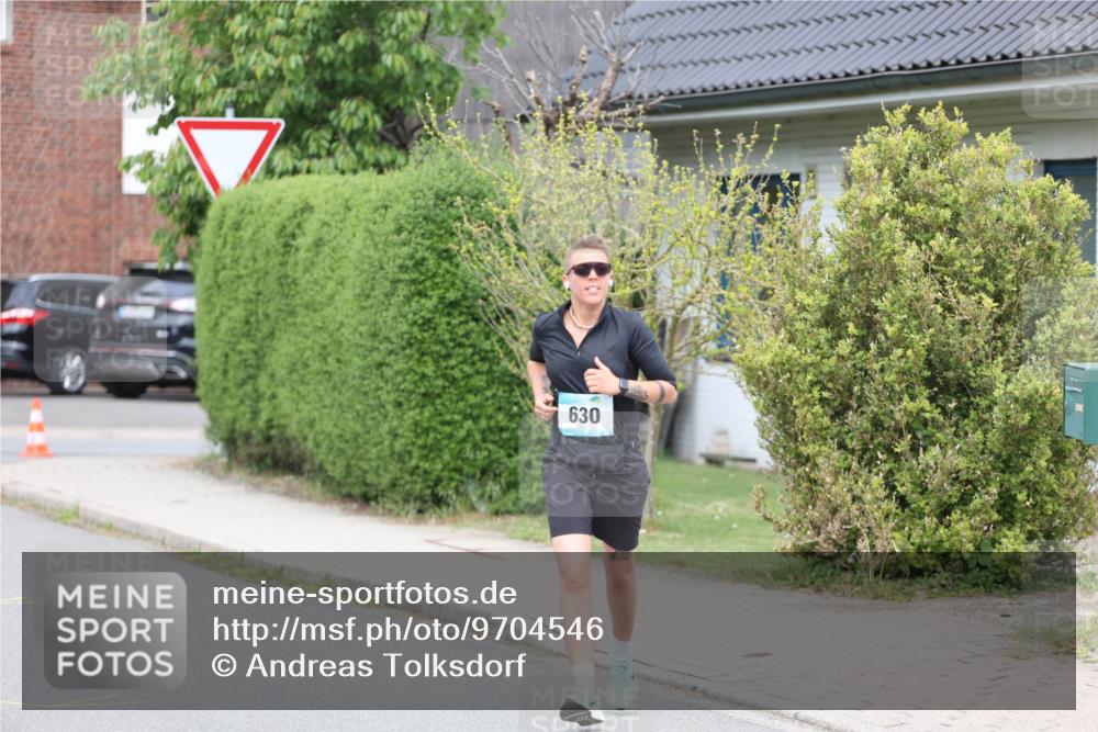 10.05.2026 - 8. Wedeler Halbmarathon Andreas Tolksdorf http://msf.ph/oto/9704546 10.05.2026 10:37:56 Laufen 630 meine-sportfotos.de