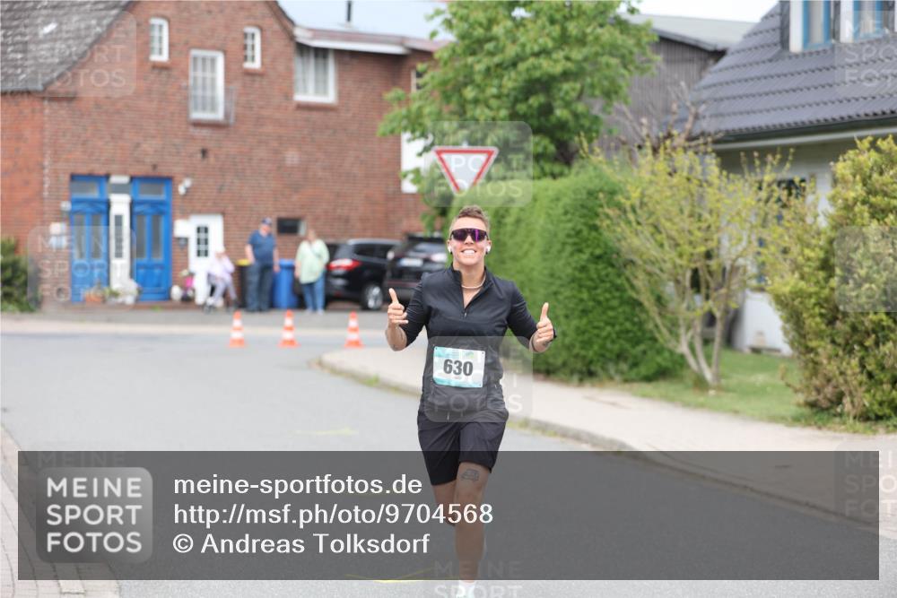 10.05.2026 - 8. Wedeler Halbmarathon Andreas Tolksdorf http://msf.ph/oto/9704568 10.05.2026 10:37:58 Laufen 630 meine-sportfotos.de