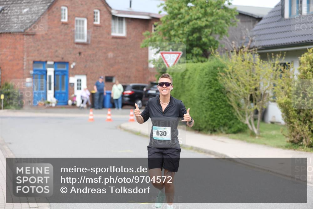 10.05.2026 - 8. Wedeler Halbmarathon Andreas Tolksdorf http://msf.ph/oto/9704572 10.05.2026 10:37:58 Laufen 630, 333 meine-sportfotos.de