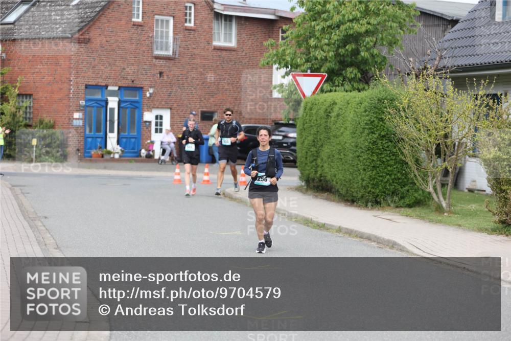 10.05.2026 - 8. Wedeler Halbmarathon Andreas Tolksdorf http://msf.ph/oto/9704579 10.05.2026 10:38:17 Laufen 532, 533, 256 meine-sportfotos.de