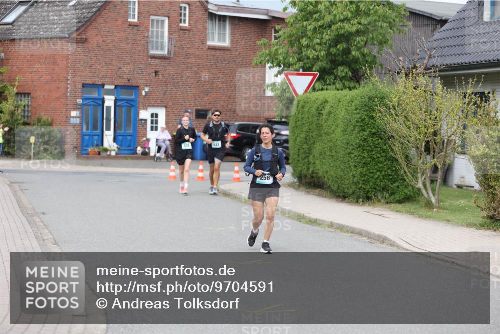 10.05.2026 - 8. Wedeler Halbmarathon Andreas Tolksdorf http://msf.ph/oto/9704591 10.05.2026 10:38:17 Laufen  meine-sportfotos.de